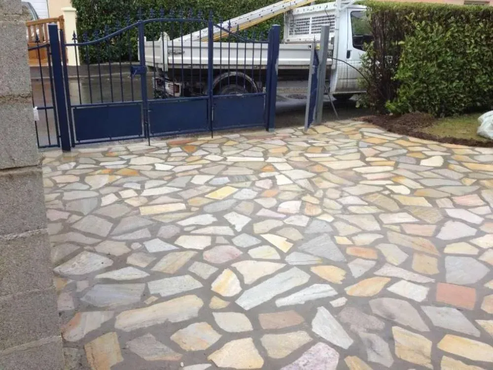 Maçonnerie près de Lieusaint